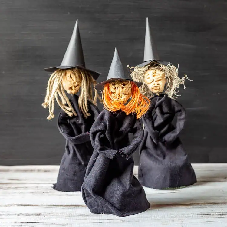 apple-witch-dolls