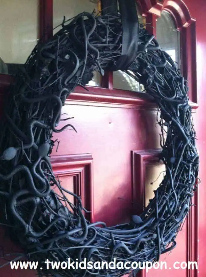 53 Wickedly Good And Spooky Adult Crafts For Halloween