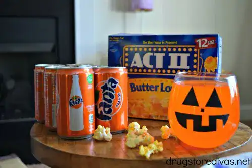 halloween-pumpkin-face-drinking-glasses